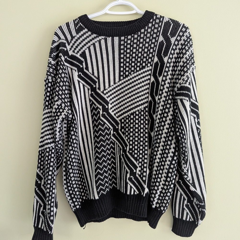 Black and White Geometric Pattern Sweater